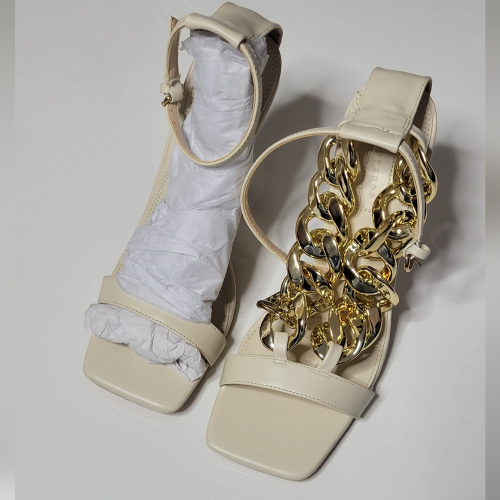Topshop Chain Detail Sandals in ecru